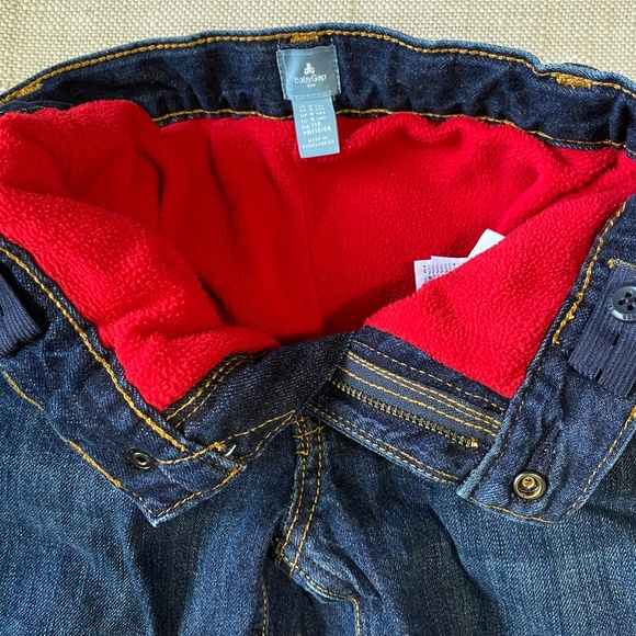 Boys- Sz-4- 4 piece Bundle- Tommy Bahama , Gap lined pants- Nike,Converse- Sz-4 - Picture 8 of 16